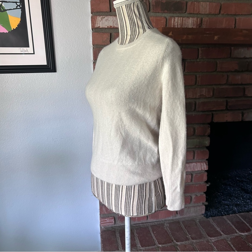 Quince Mongolian Cashmere Crewneck Sweater in Ivory Sz S - Picture 5 of 9